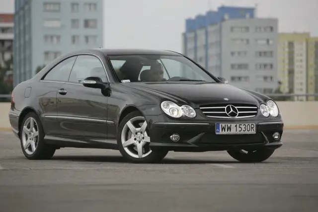 Mercedes CLK 55 AMG - wyjątkowe osiągi i komfort jazdy w jednym
