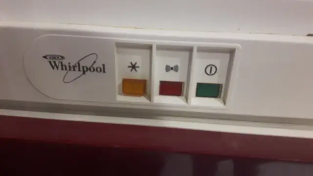Rozszyfruj kontrolki zamrażarki Whirlpool: Szybka diagnoza i rozwiązania