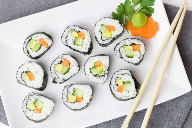 Idealna zalewa do sushi: przepis krok po kroku i sekrety mistrzów