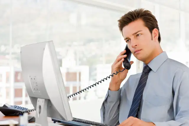 Jak rozmawiać z windykacją i uniknąć nieprzyjemności w negocjacjach