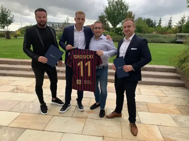 Zarobki piłkarzy Pogoni Szczecin - zaskakujące różnice w wynagrodzeniach