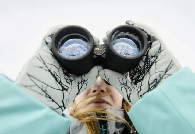 Jaką lornetkę w góry wybrać - Widzieć więcej i bezpieczniej