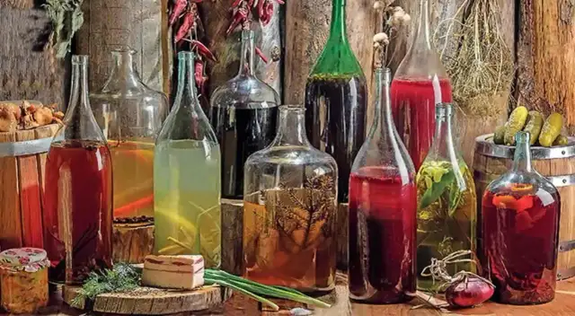 Jak zrobić nalewki z bimbru - proste przepisy na wyjątkowe smaki