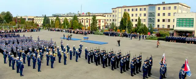 Szczytno policja: Co oferuje szkoła? Program i wymagania