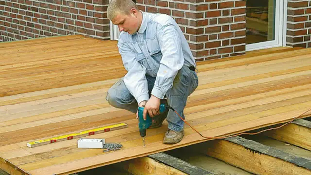 Jak zrobić podłogę na tarasie – sprawdzone metody i materiały, które działają
