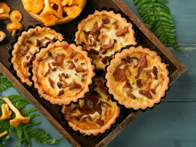 Idealny przepis na ciasto słone do tarty, który zaskoczy gości