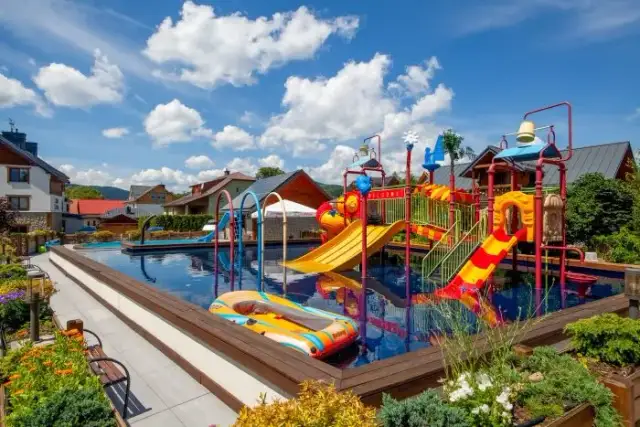 Gdzie z dzieckiem? Najlepsze miejsca na rodzinne wakacje w Polsce