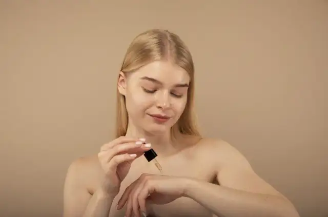 Kwas laktobionowy do jakiej cery? Sprawdź, czy jest dla Ciebie!