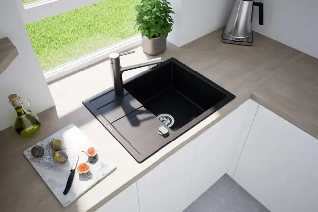 Jaki zlew do małej kuchni? Wybierz funkcjonalność i oszczędź miejsce!