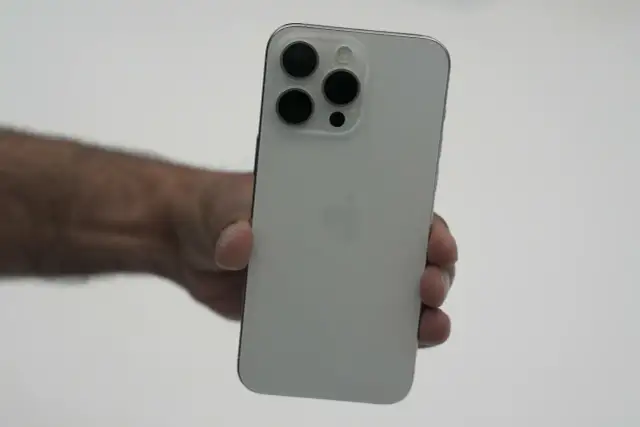 Najdroższy iPhone w Polsce: Cena, luksus i czy to się opłaca?