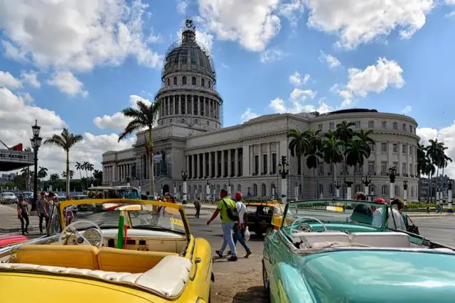 Kuba kiedy jechać: uniknij deszczu i ciesz się słońcem w najlepszym czasie