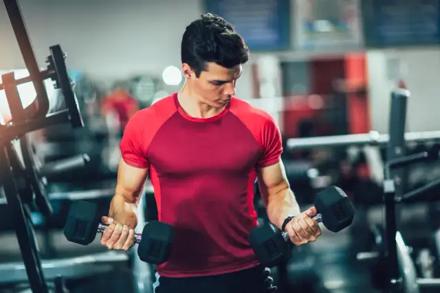 Ile ćwiczeń na jedną partię mięśni, aby osiągnąć maksymalne efekty?