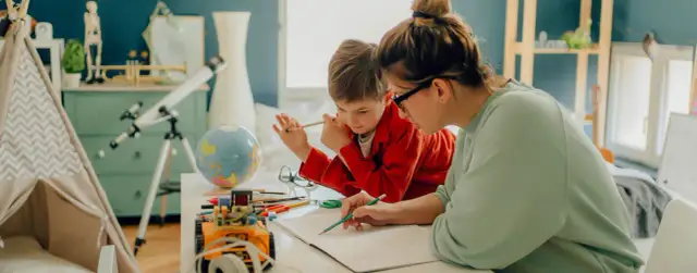 Nauczanie domowe dla kogo? Odkryj, kto może skorzystać z tej formy edukacji