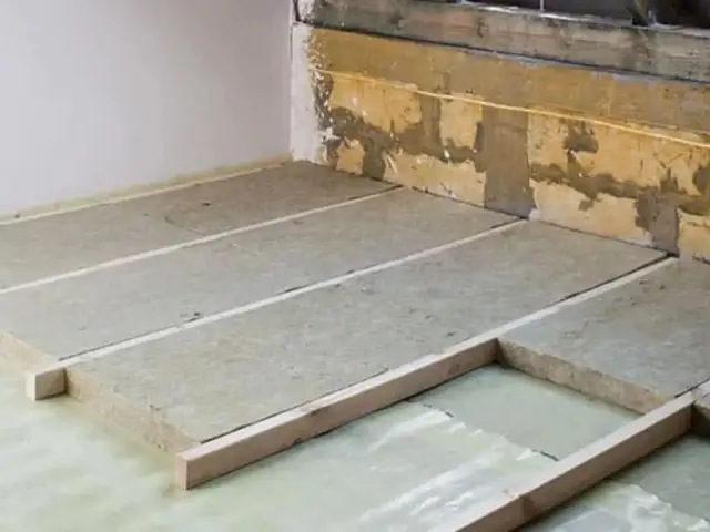 Jak ocieplić strop wełną? Poradnik krok po kroku