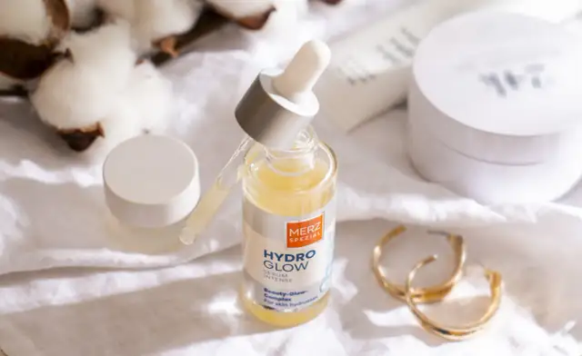 Promienna cera bez obciążenia? Wybierz lekki krem rewitalizujący