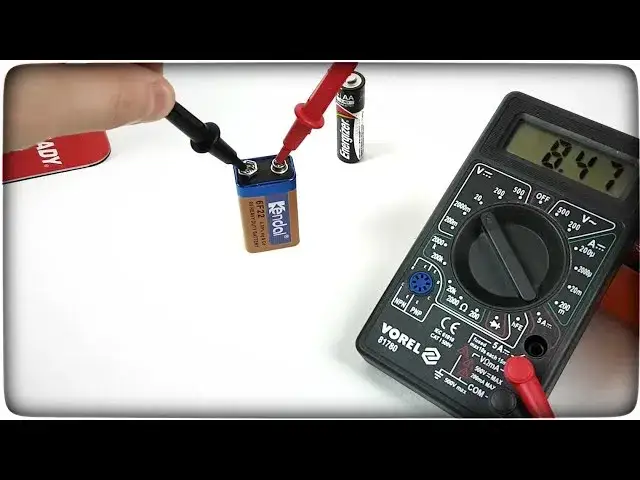 Jak zmierzyć pojemność baterii multimetrem? Poznaj metodę pośrednią