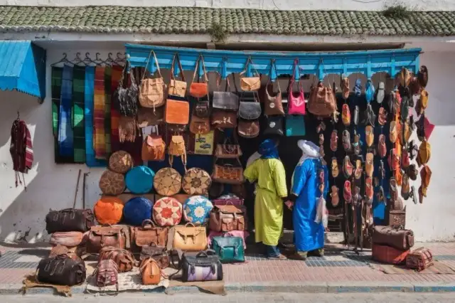 Co warto kupić w Tunezji? Najlepsze pamiątki i lokalne skarby