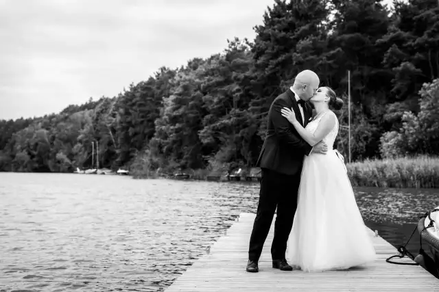 Ile bierze fotograf w 2026? Pełny cennik i porady!