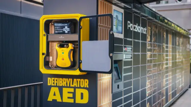 Gdzie jest defibrylator AED? Zwiększ szanse na życie o 70%