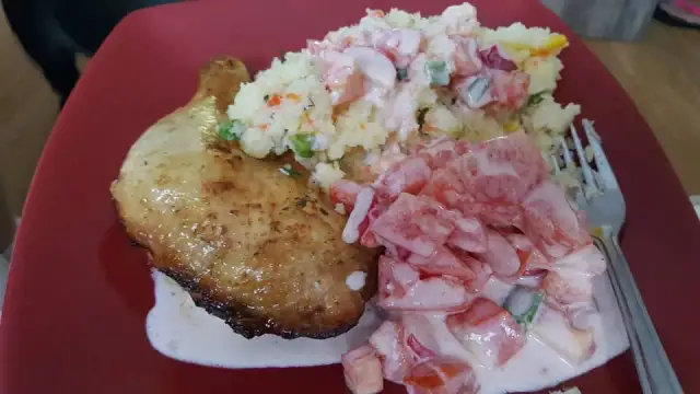 Ile kalorii ma pieczone udko z kurczaka? Zaskakujące różnice w kaloriach