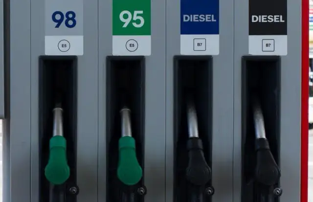 Jakie oznaczenie ma diesel? Odkryj znaczenie symbolu B i więcej