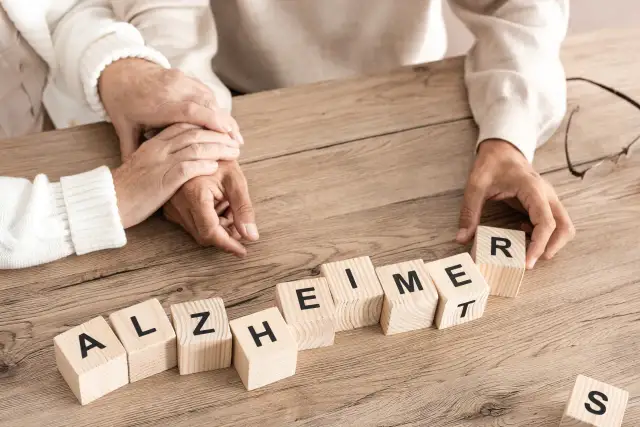 Mózg bez Alzheimera? Odkryj 7 filarów skutecznej profilaktyki