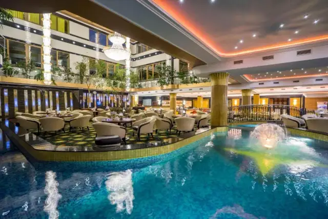 Ile kosztuje nocleg w hotelu Gołębiewski? Ceny i porady na pobyt