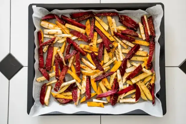 Z czego robi się frytki? Odkryj nietypowe warzywa do frytek