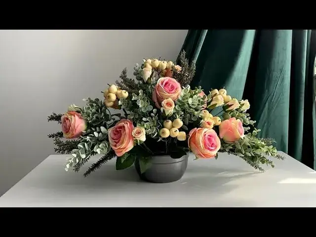 Jak zrobić wiązanki ze sztucznych kwiatów na cmentarz, które zachwycą