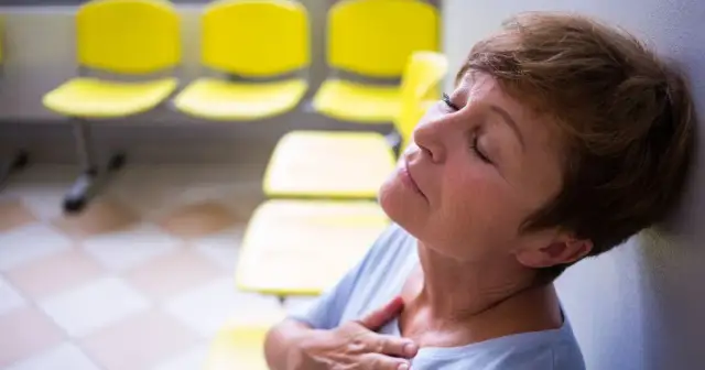 Jakie są objawy blokady serca i kiedy należy szukać pomocy?