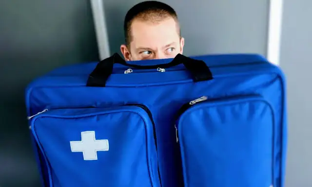 Apteczka: Do czego służą jej elementy? Twój praktyczny przewodnik