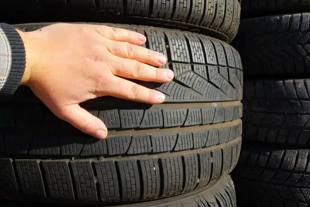 Jak stare mogą być opony — kiedy wymienić i jak je sprawdzić