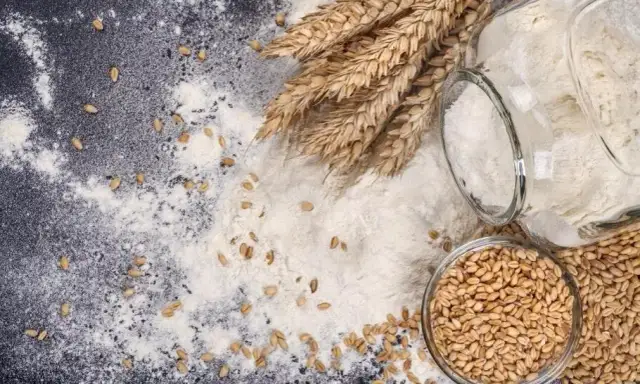Czy mąka żytnia jest zdrowsza od pszennej? Oto szokujące różnice
