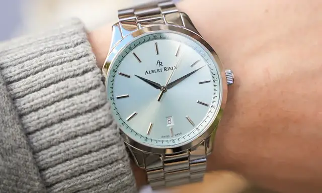 Zegarek męski Apart: Jak wybrać idealny? Przewodnik eksperta