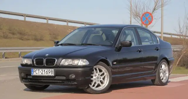 BMW E46 cena: Ile kosztuje kultowy model? Poradnik kupującego
