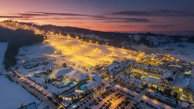 Stoki narciarskie w Małopolsce otwarte – niestety, brak dostępnych stoków
