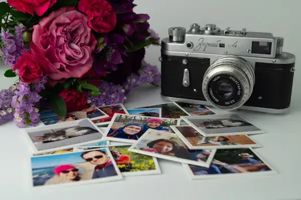 Wywołaj zdjęcia z Kodaka: przewodnik, koszty i czas oczekiwania