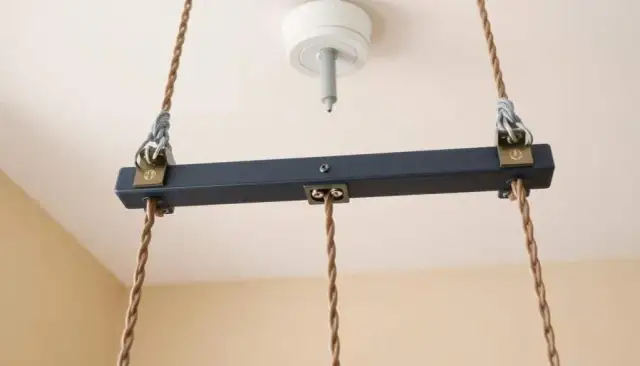Jak zamocować huśtawkę do sufitu - uniknij błędów i zapewnij bezpieczeństwo