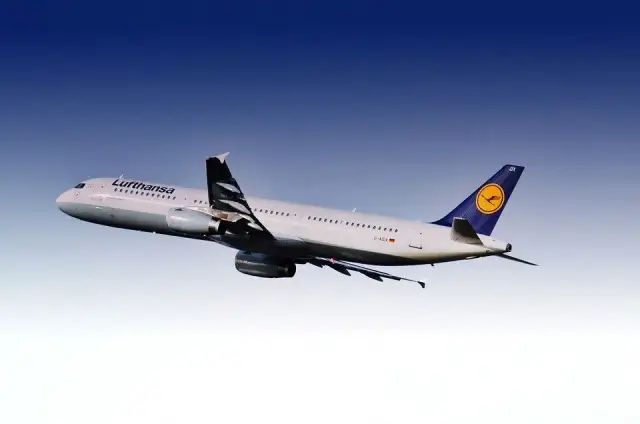 Regole bagaglio a mano Lufthansa: dimensioni, peso e costi 2024