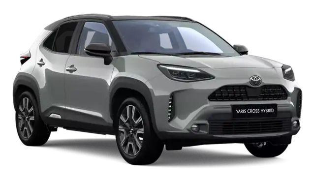 Srebrny crossover Toyota Yaris Cross Hybrid na czarnym tle.
