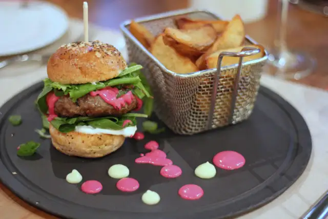 Eger gdzie zjeść: najlepsze restauracje i lokalne specjały