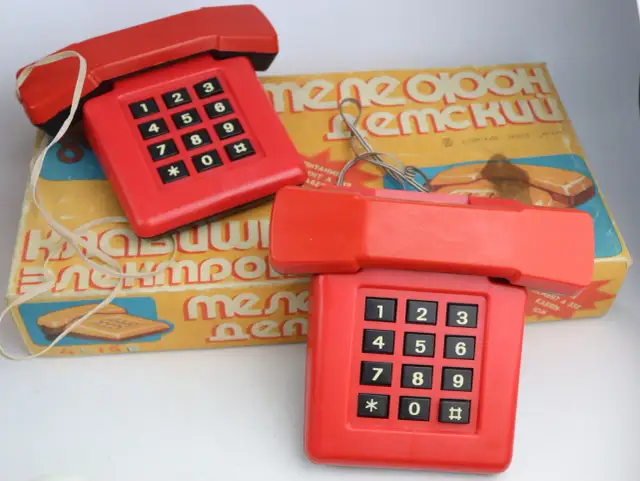 Telefon stacjonarny dla dzieci zabawka - edukacyjne opcje i ceny