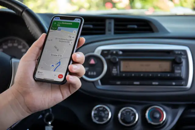 Gdzie zaparkowałem w lesie? Spokojnie! Znajdź auto krok po kroku