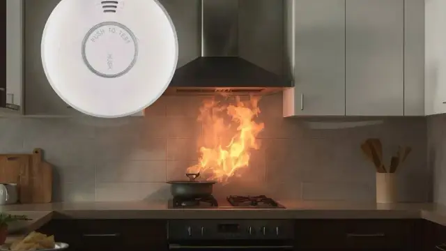 Jak oszukać czujnik dymu w hotelu i uniknąć poważnych konsekwencji