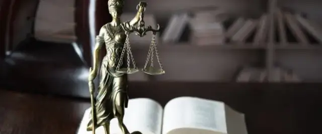 Ile czasu ma sąd na wydanie wyroku? Sprawdź, co wpływa na terminy