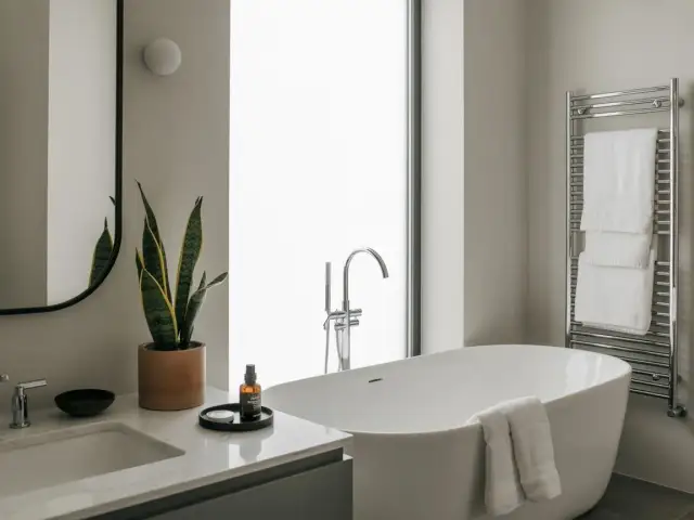 Jakie obrazki do łazienki wybrać, aby stworzyć relaksującą przestrzeń