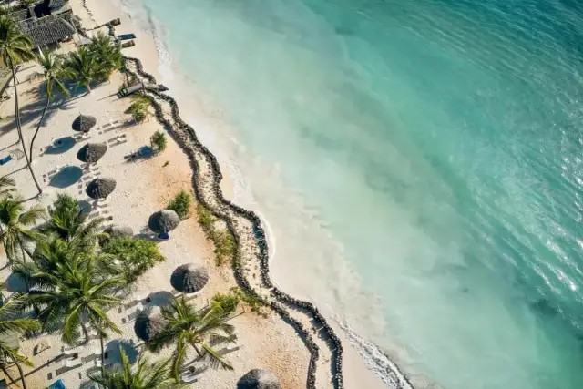 Ile trwa lot do Kenii z TUI? Sprawdź, co wpływa na czas podróży