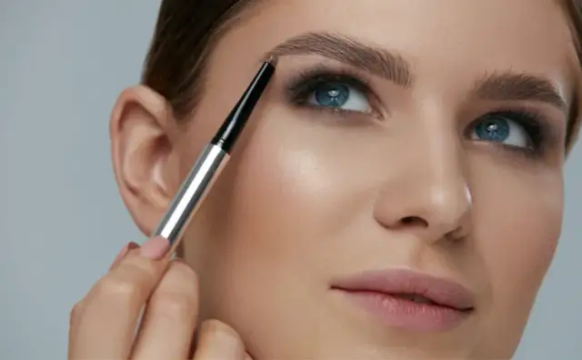 Idealny tusz do brwi? Ranking, porady i sekrety aplikacji