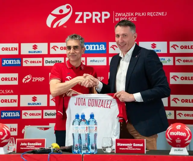 Kto jest trenerem polskich piłkarzy ręcznych? Poznaj jego osiągnięcia