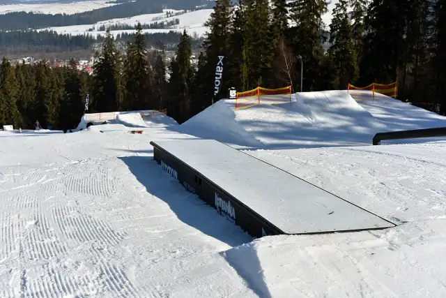 Snowpark Białka Tatrzańska: Przewodnik, Cennik i Przeszkody